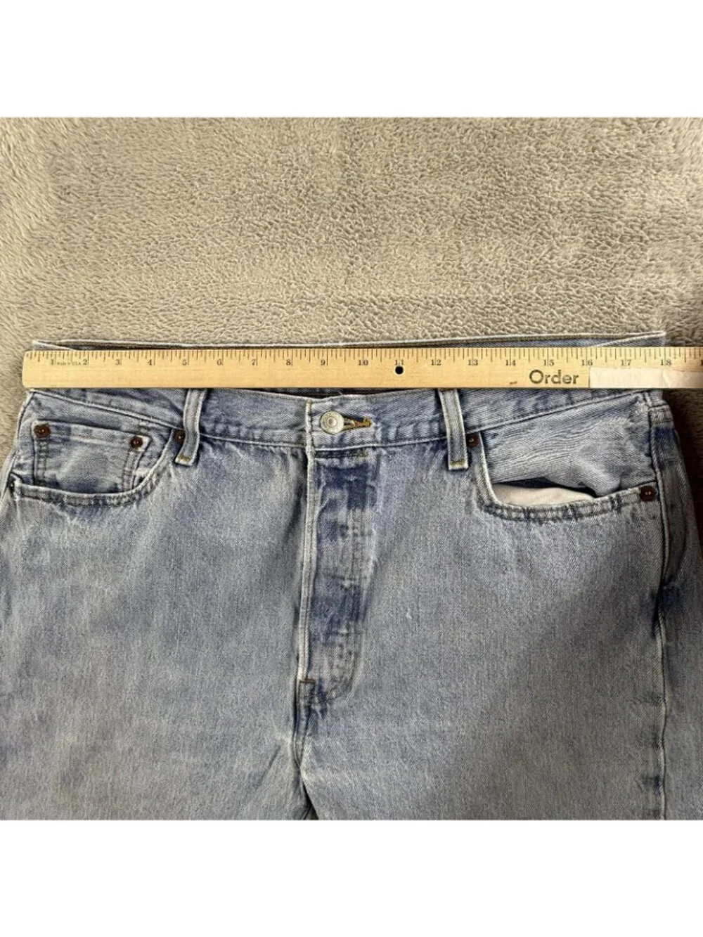 Levis 501 Jeans Mens 36x32 Blue Light Wash Button Fly Straight Leg Denim Western